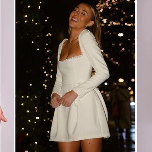 Elegant Long Sleeve White Dress